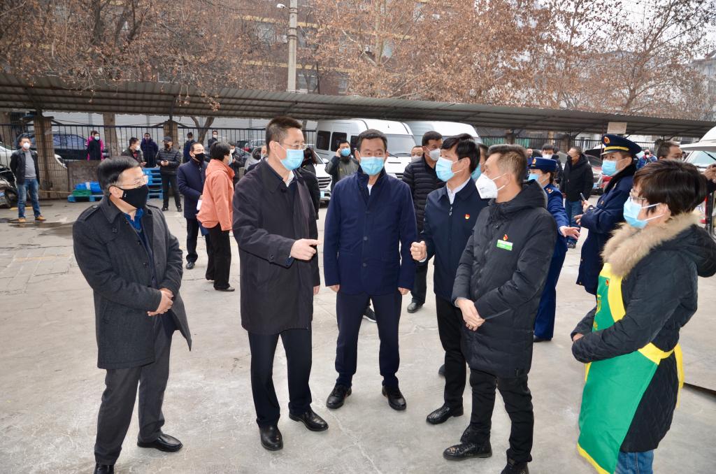 省市场监管局检查西安疫情防控市场价格秩序