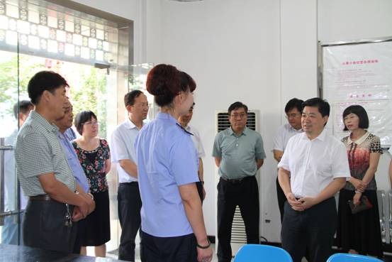 王吉德局长深入旬邑县工商局调研